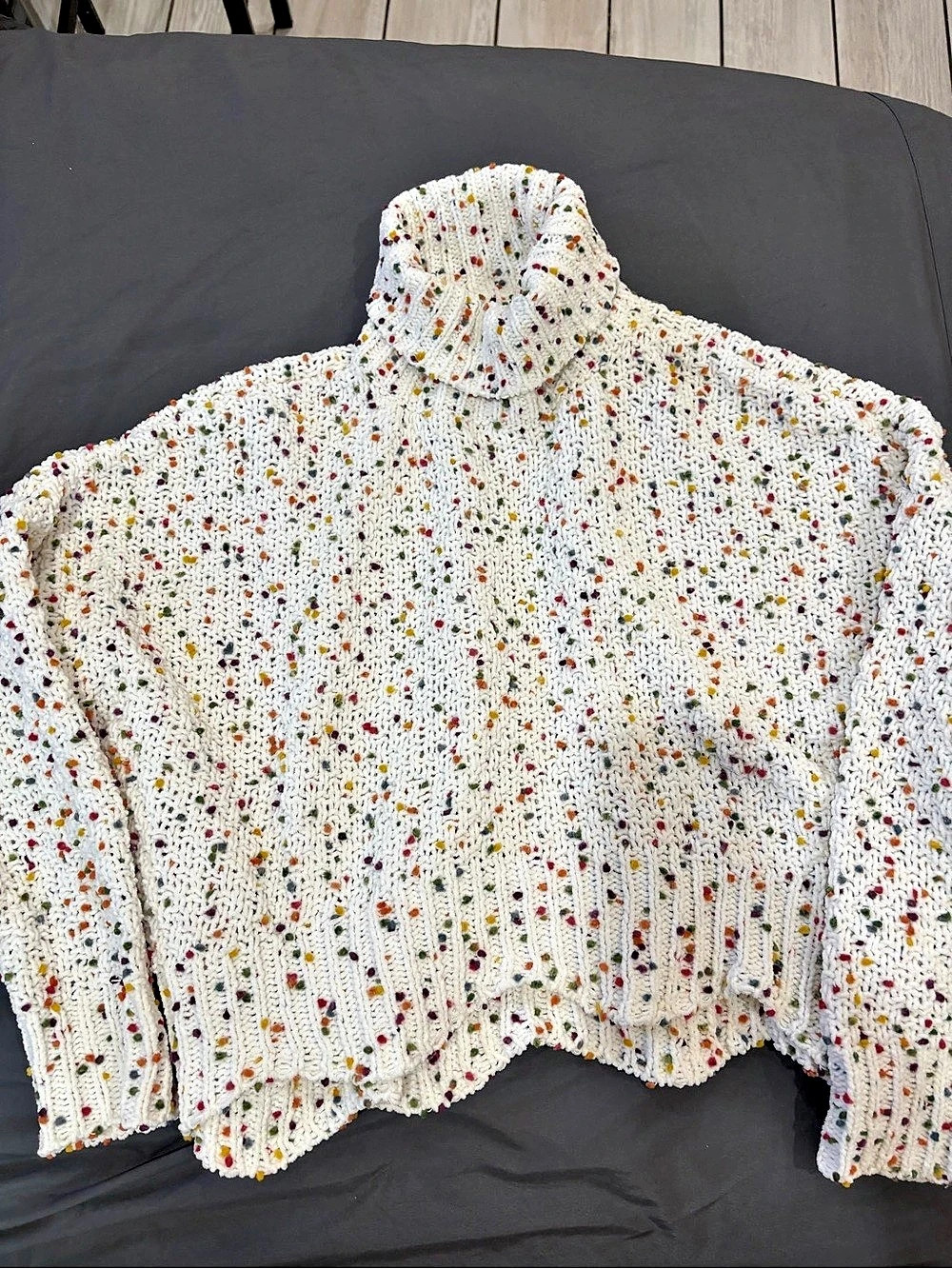 Mood & Madison Multicolor Speckled Turtleneck Size Large